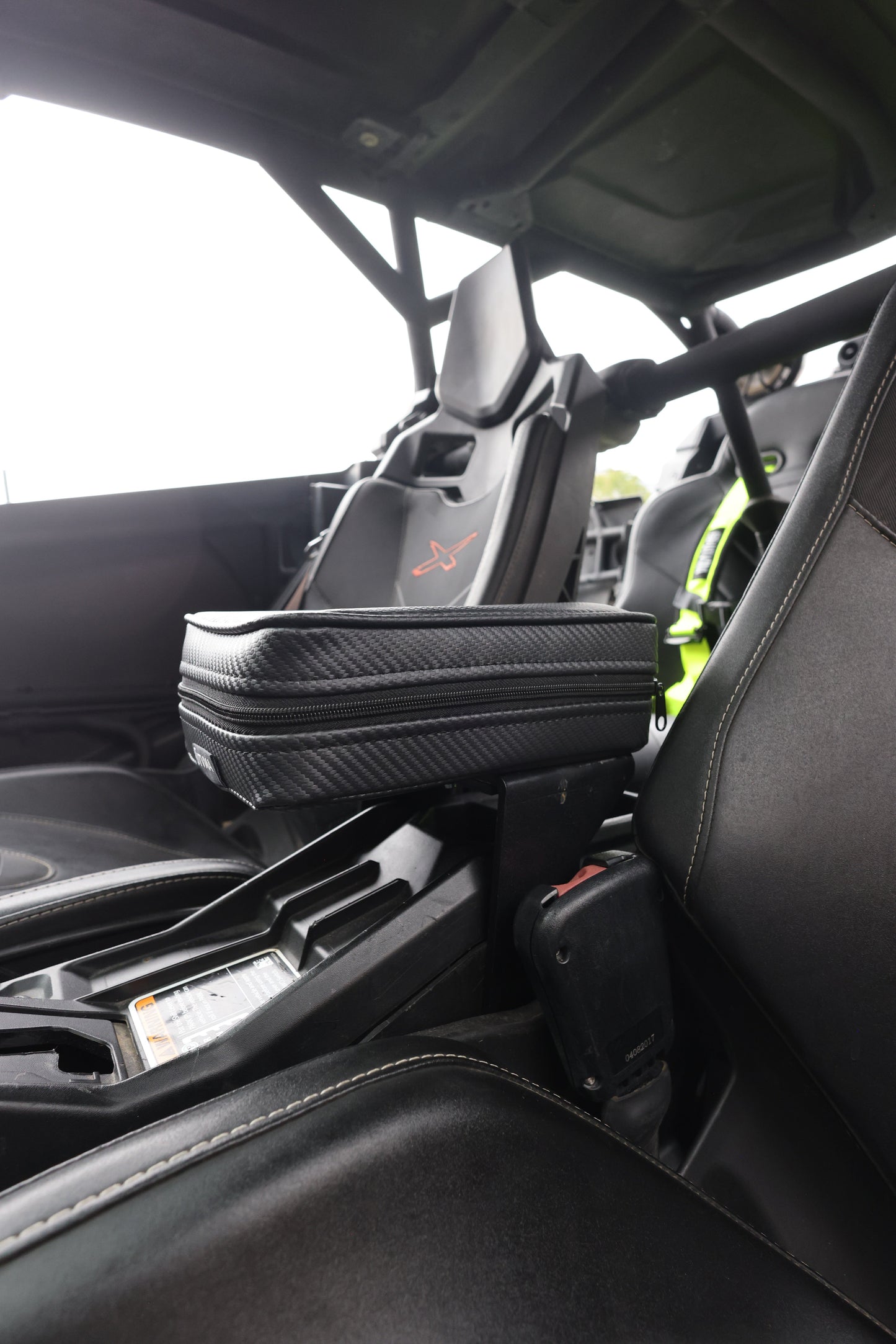 UTVMA Maverick X3 Armrest with Bracket (2017+)