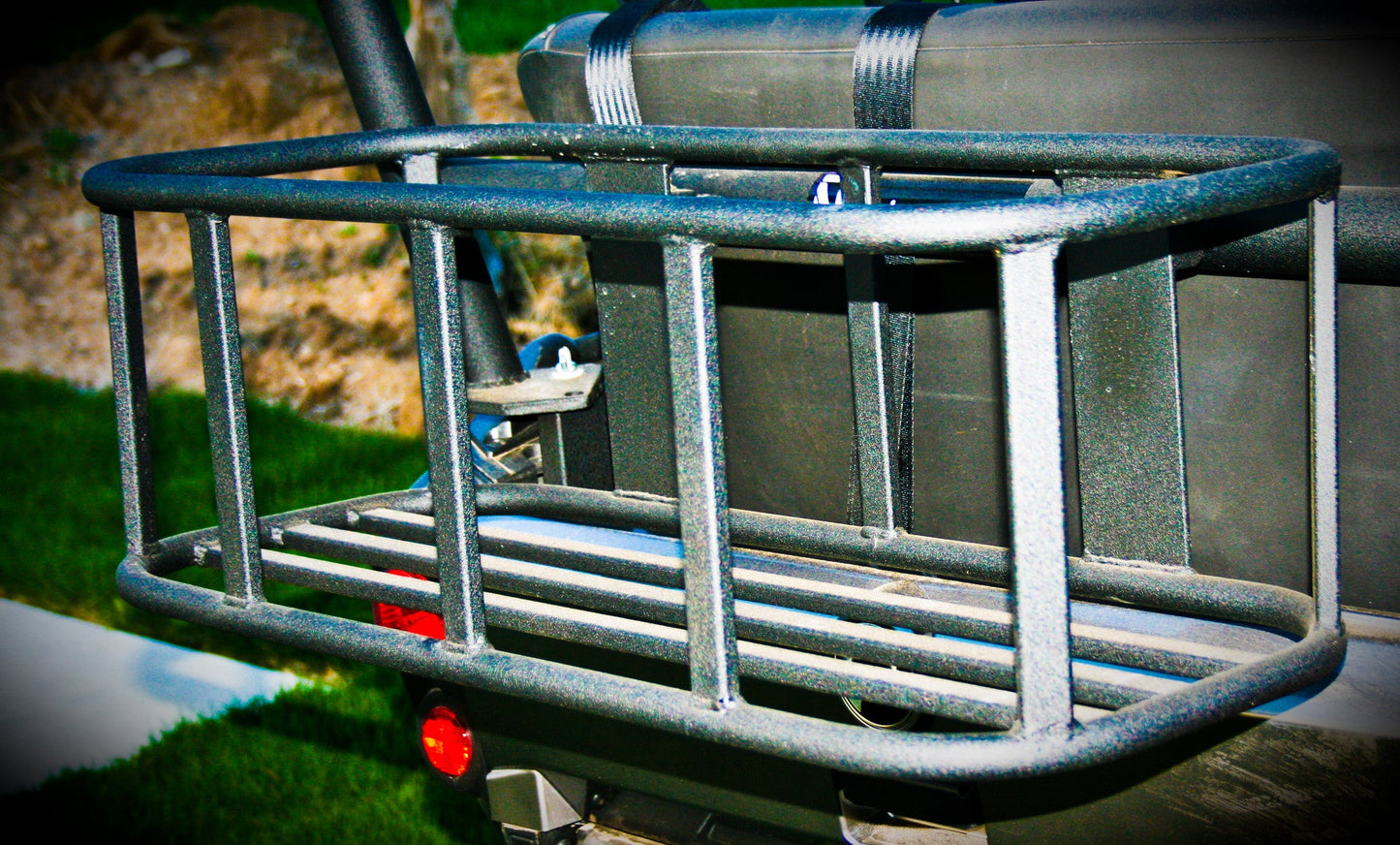 Commander Max Cooler Rack (2011+)