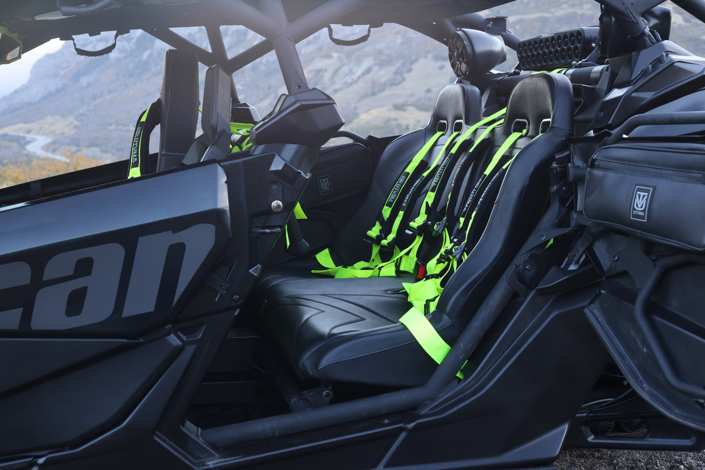 Maverick X3 Rear Bench Seat W Harnesses (2017+)