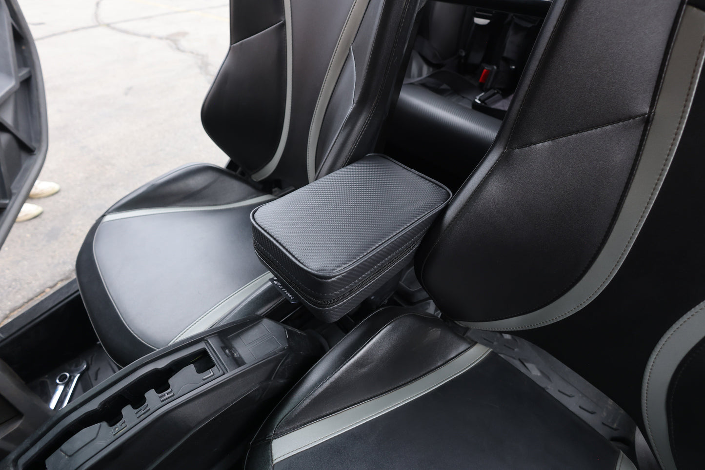 UTVMA Maverick Sport MAX Front or Rear Armrest with Bracket (2019-2024)